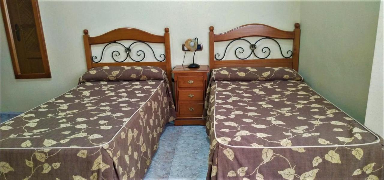 Hotel Beatriz บูร์เรียนา ภายนอก รูปภาพ