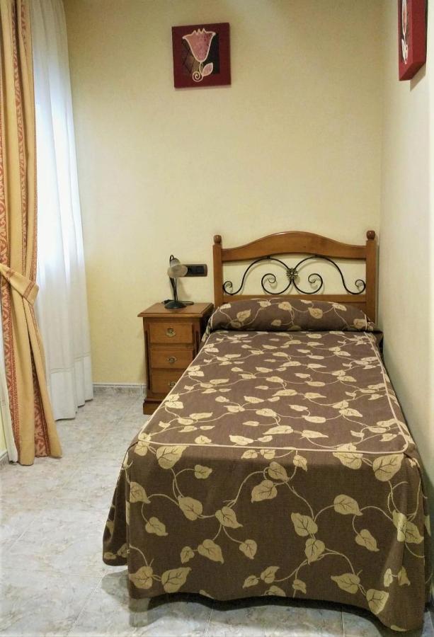 Hotel Beatriz บูร์เรียนา ภายนอก รูปภาพ