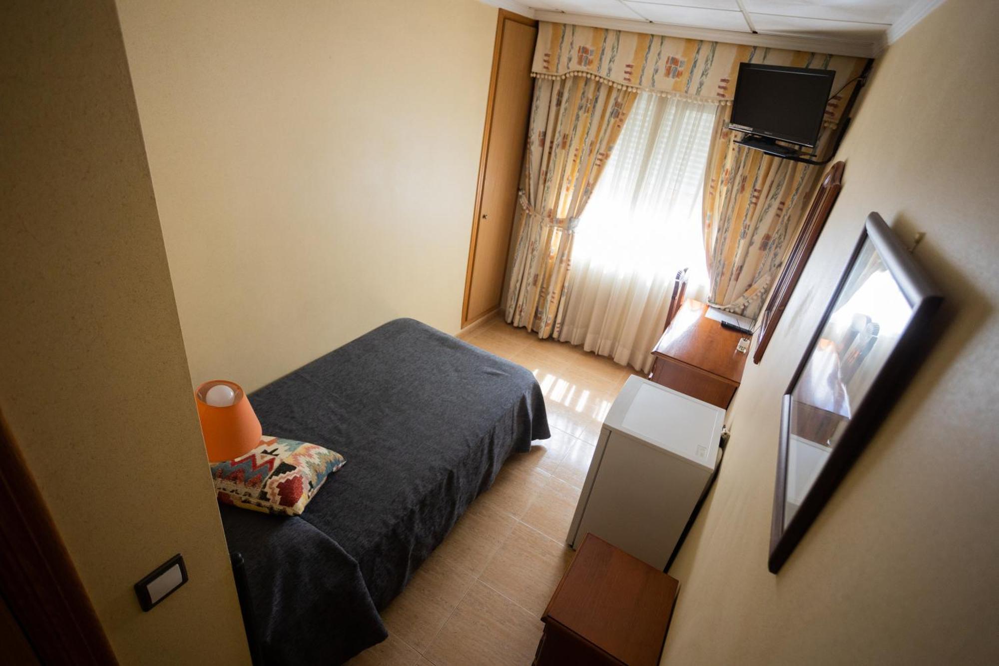 Hotel Beatriz บูร์เรียนา ภายนอก รูปภาพ