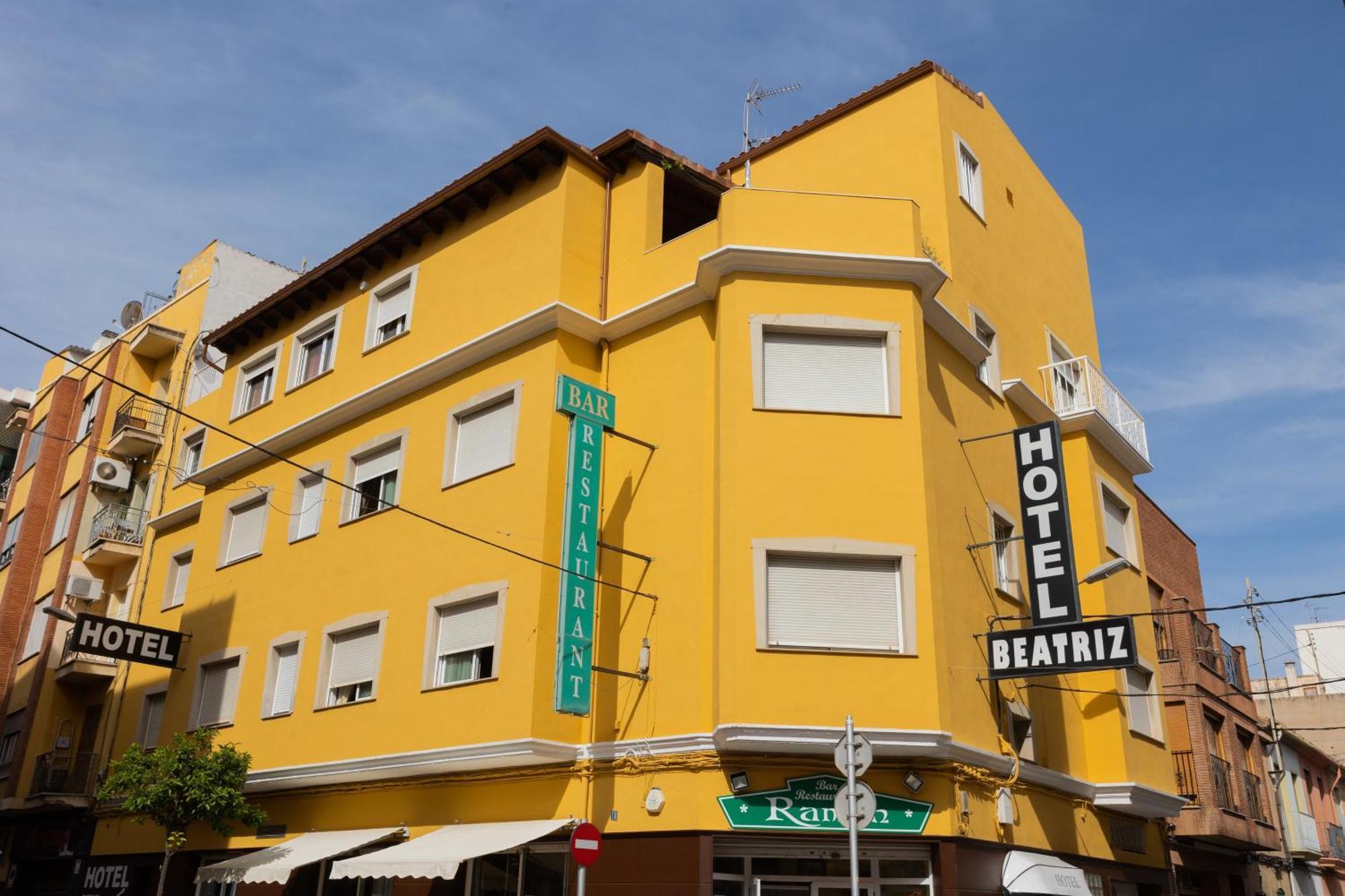 Hotel Beatriz บูร์เรียนา ภายนอก รูปภาพ
